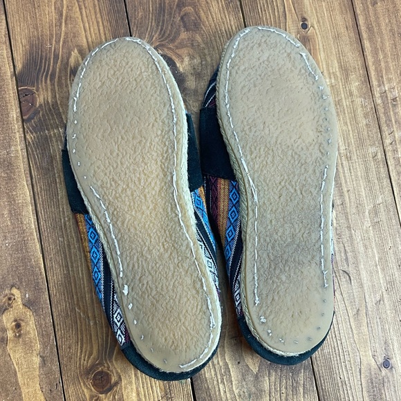 Bear Paw Espadrille style shoes colorful native print Womens size 7 - Picture 6 of 10